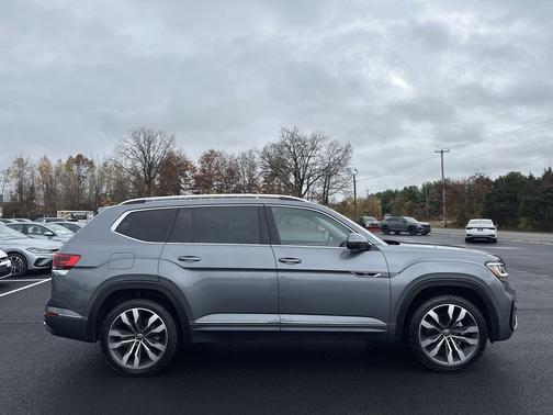2023 Volkswagen Atlas 3.6L SEL Premium