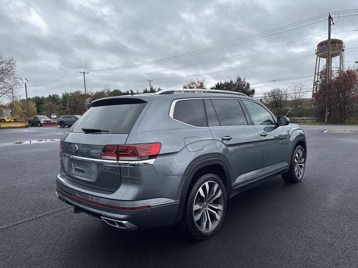 2023 Volkswagen Atlas 3.6L SEL Premium