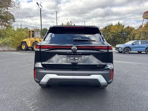 2025 Volkswagen Tiguan 2.0T S 4MOTION