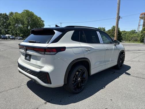 2025 Volkswagen Tiguan 2.0T SE R-Line Black 4MOTION