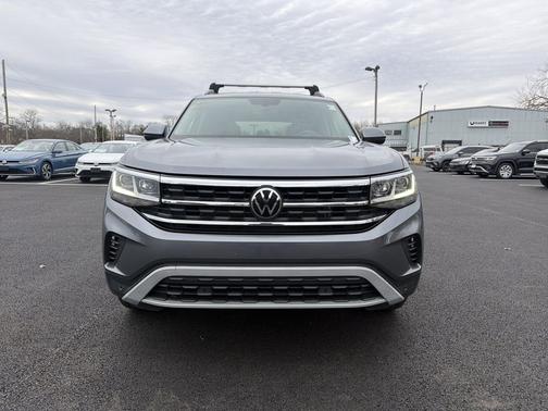 2023 Volkswagen Atlas 2.0T SE w/Technology 4MOTION