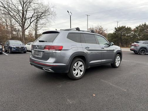 2023 Volkswagen Atlas 2.0T SE w/Technology 4MOTION