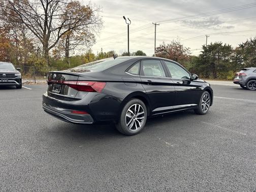 2026 Volkswagen Jetta 1.4T SE