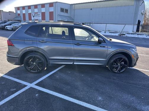 2024 Volkswagen Tiguan 2.0T SE R-Line Black 4MOTION