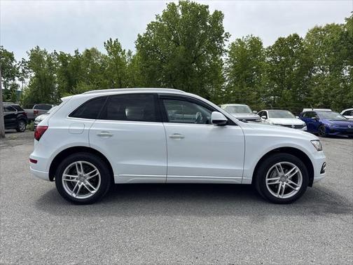 2016 Audi Q5 2.0T Premium Plus