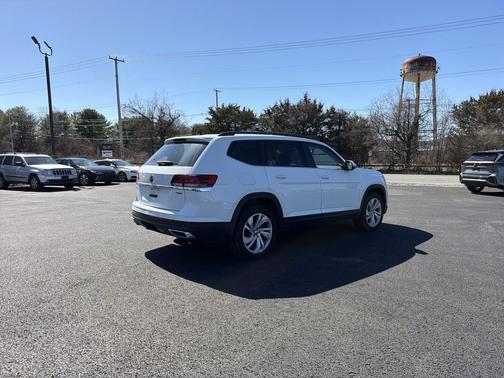 2023 Volkswagen Atlas 3.6L SE w/Technology