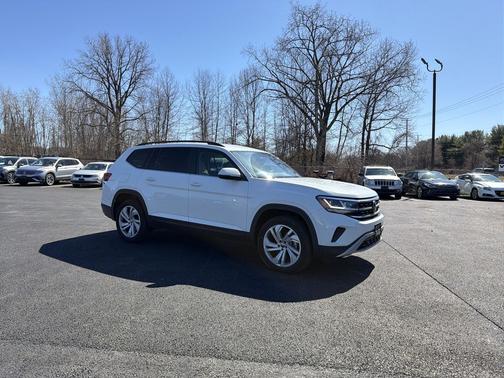 2023 Volkswagen Atlas 3.6L SE w/Technology