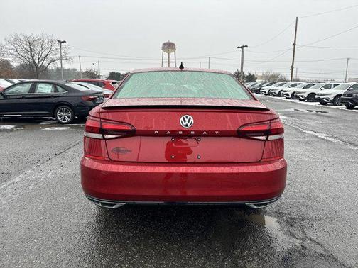 Aurora Red Metallic 2020 Volkswagen Passat 2.0T R-Line