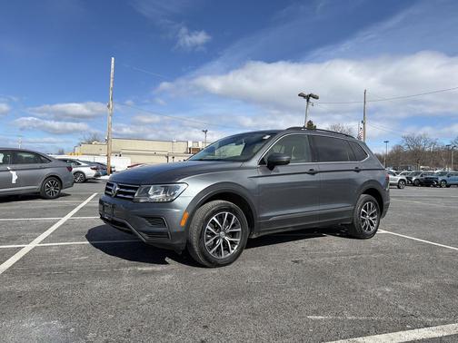 2020 Volkswagen Tiguan 2.0T SE 4MOTION