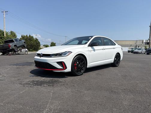 Pure White w/Deep Black Roof 2026 Volkswagen Jetta GLI 2.0T Autobahn