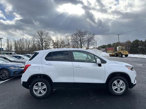 2022 Chevrolet Trax LS