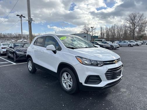 2022 Chevrolet Trax LS