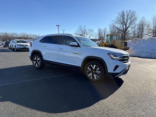 2020 Volkswagen Atlas Cross Sport 2.0T SE
