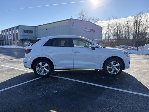 2019 Audi Q3 2.0T Premium