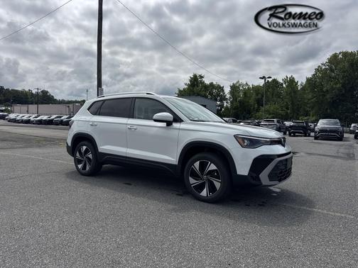2025 Volkswagen Taos 1.5T SE