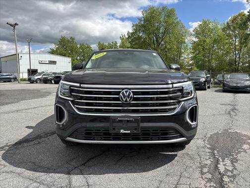 2024 Volkswagen Atlas 2.0T SE w/Technology 4MOTION