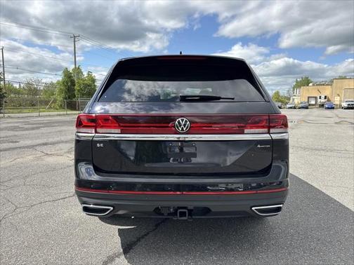 2024 Volkswagen Atlas 2.0T SE w/Technology 4MOTION