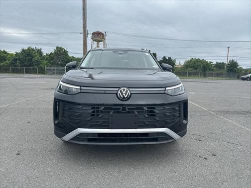 2025 Volkswagen Tiguan 2.0T SE 4MOTION