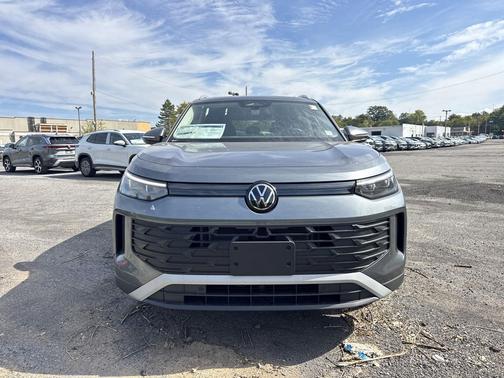 2025 Volkswagen Tiguan 2.0T SE 4MOTION
