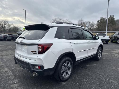 2023 Honda Passport AWD TrailSport