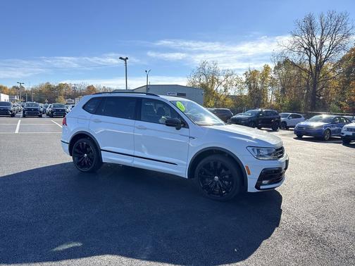2021 Volkswagen Tiguan 2.0T SE R-Line Black 4MOTION