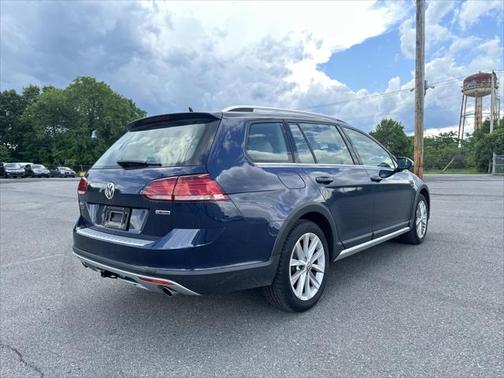 2019 Volkswagen Golf Alltrack TSI S