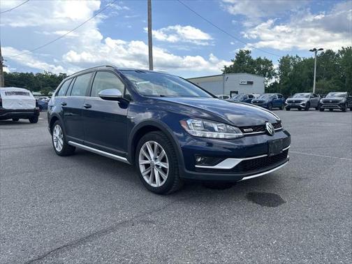 2019 Volkswagen Golf Alltrack TSI S