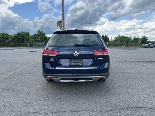 2019 Volkswagen Golf Alltrack TSI S