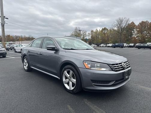 2013 Volkswagen Passat 2.5 SE