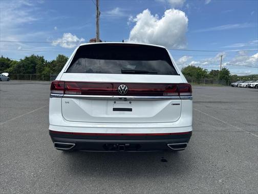 2025 Volkswagen Atlas 2.0T SE w/Technology 4MOTION