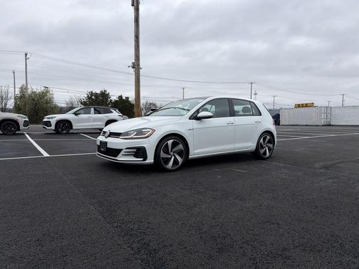 White 2018 Volkswagen Golf GTI 2.0T S 4-Door