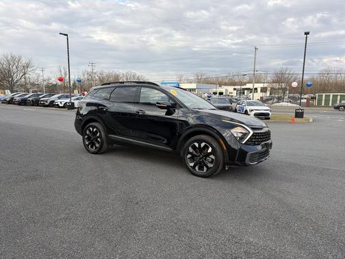 Ebony Black 2023 Kia Sportage X-Line