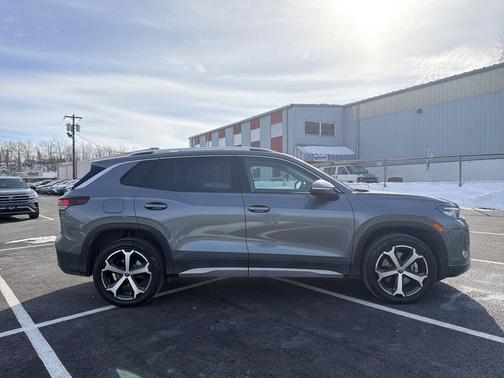 2025 Volkswagen Tiguan 2.0T SE 4MOTION