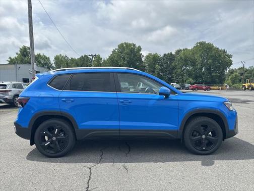 2025 Volkswagen Taos 1.5T SEL