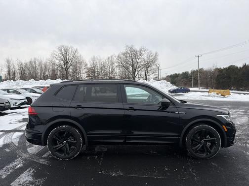 2023 Volkswagen Tiguan 2.0T SE R-Line Black 4MOTION