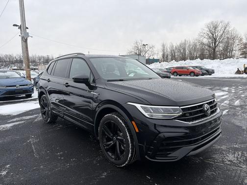 2023 Volkswagen Tiguan 2.0T SE R-Line Black 4MOTION