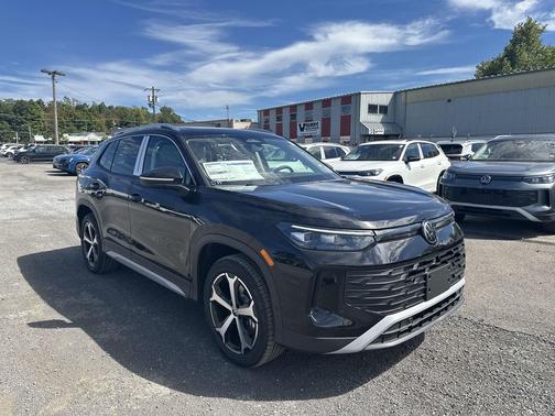 2025 Volkswagen Tiguan 2.0T SE 4MOTION