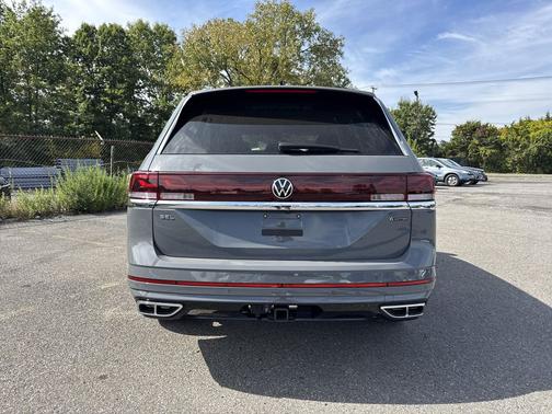 2026 Volkswagen Atlas 2.0T SEL Premium R-Line 4MOTION