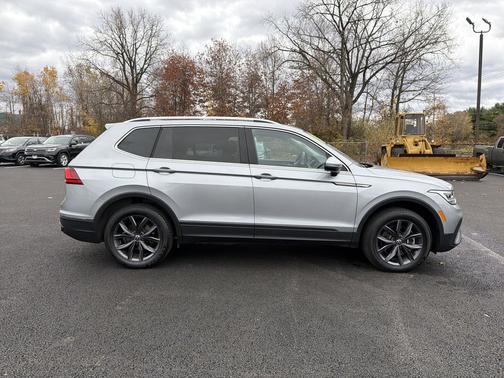 2023 Volkswagen Tiguan 2.0T SE 4MOTION
