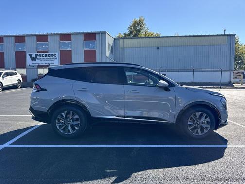 2024 Kia Sportage SX