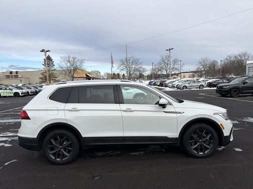 2022 Volkswagen Tiguan 2.0T SE 4MOTION