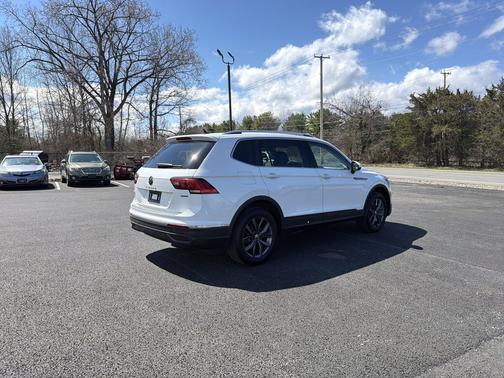 2022 Volkswagen Tiguan 2.0T SE 4MOTION