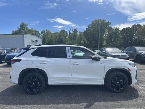 2025 Volkswagen Tiguan 2.0T SE R-Line Black 4MOTION