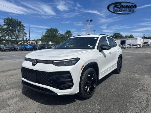 2025 Volkswagen Tiguan 2.0T SE R-Line Black 4MOTION