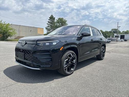 2025 Volkswagen Tiguan 2.0T SEL R-Line 4MOTION