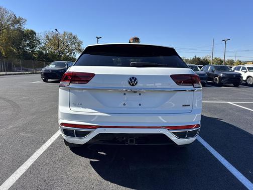 2020 Volkswagen Atlas Cross Sport 3.6L V6 SE w/Technology R-Line