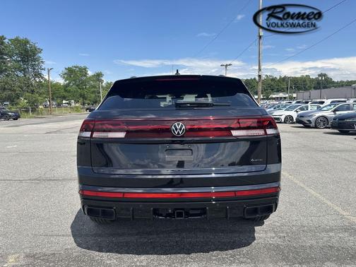 2025 Volkswagen Atlas Cross Sport 2.0T SEL