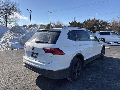 2024 Volkswagen Tiguan 2.0T SE 4MOTION