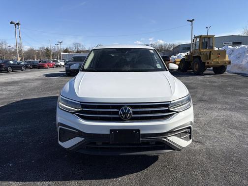 2024 Volkswagen Tiguan 2.0T SE 4MOTION
