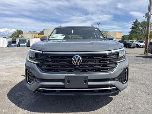 2026 Volkswagen Atlas 2.0T SEL Premium R-Line 4MOTION